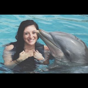 Meet your Posher, Alyssa